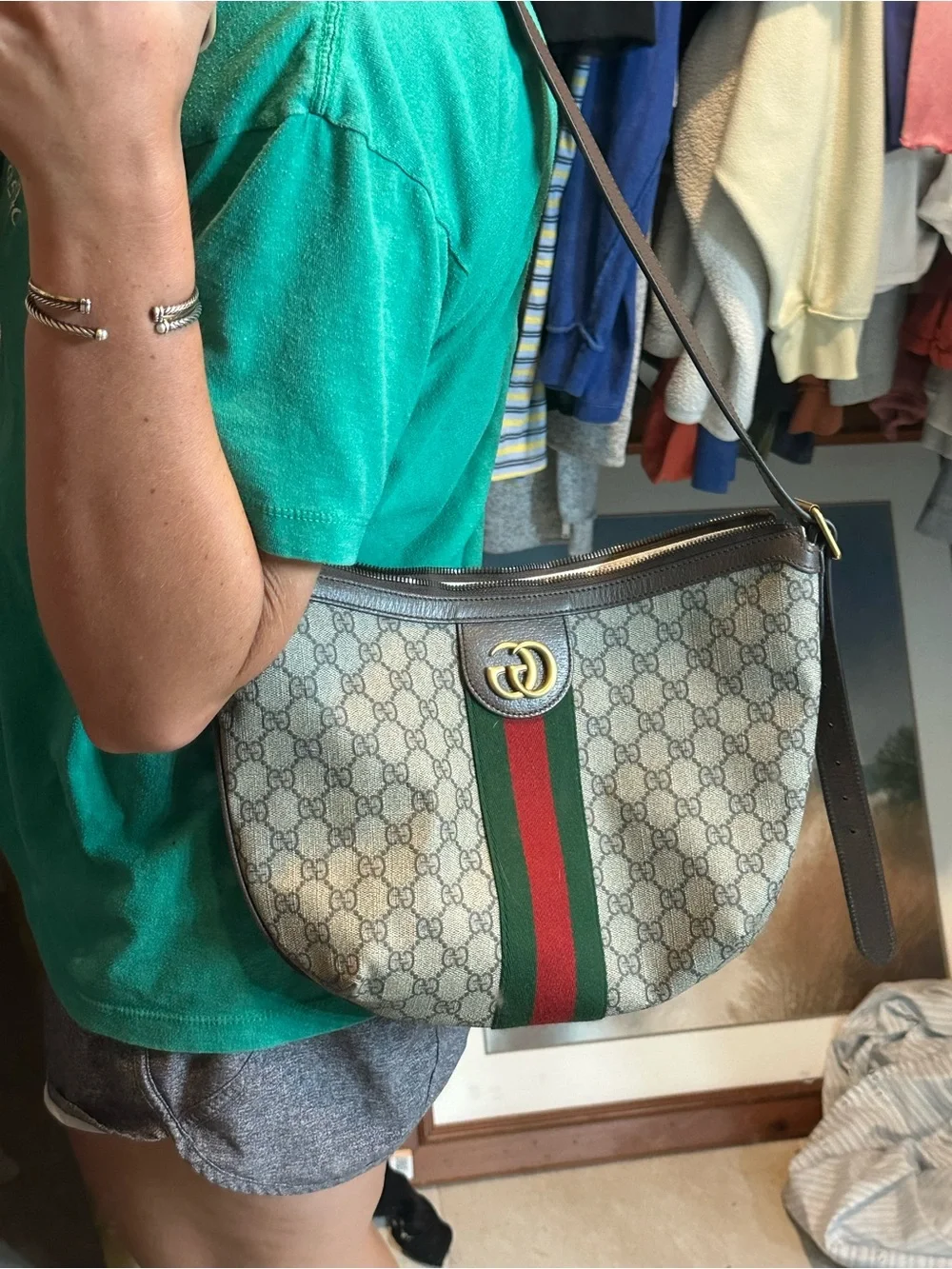Gucci Beige Monogram Shoulder Bag with Green and Red Stripe - Picture 2 of 3
